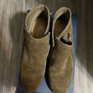 Army green ankle booties size 8